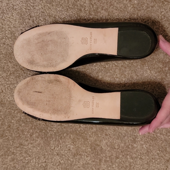 Ann Taylor Flats SALE - Picture 4 of 5